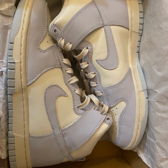 Nike Dunk Highs 
“Football Grey” - Picture 2 of 6